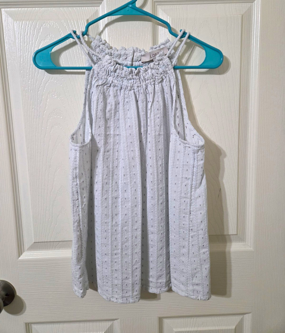 LOFT Women\'s White/Purple Dotted High Neck Smocked Sleeveless Blouse M