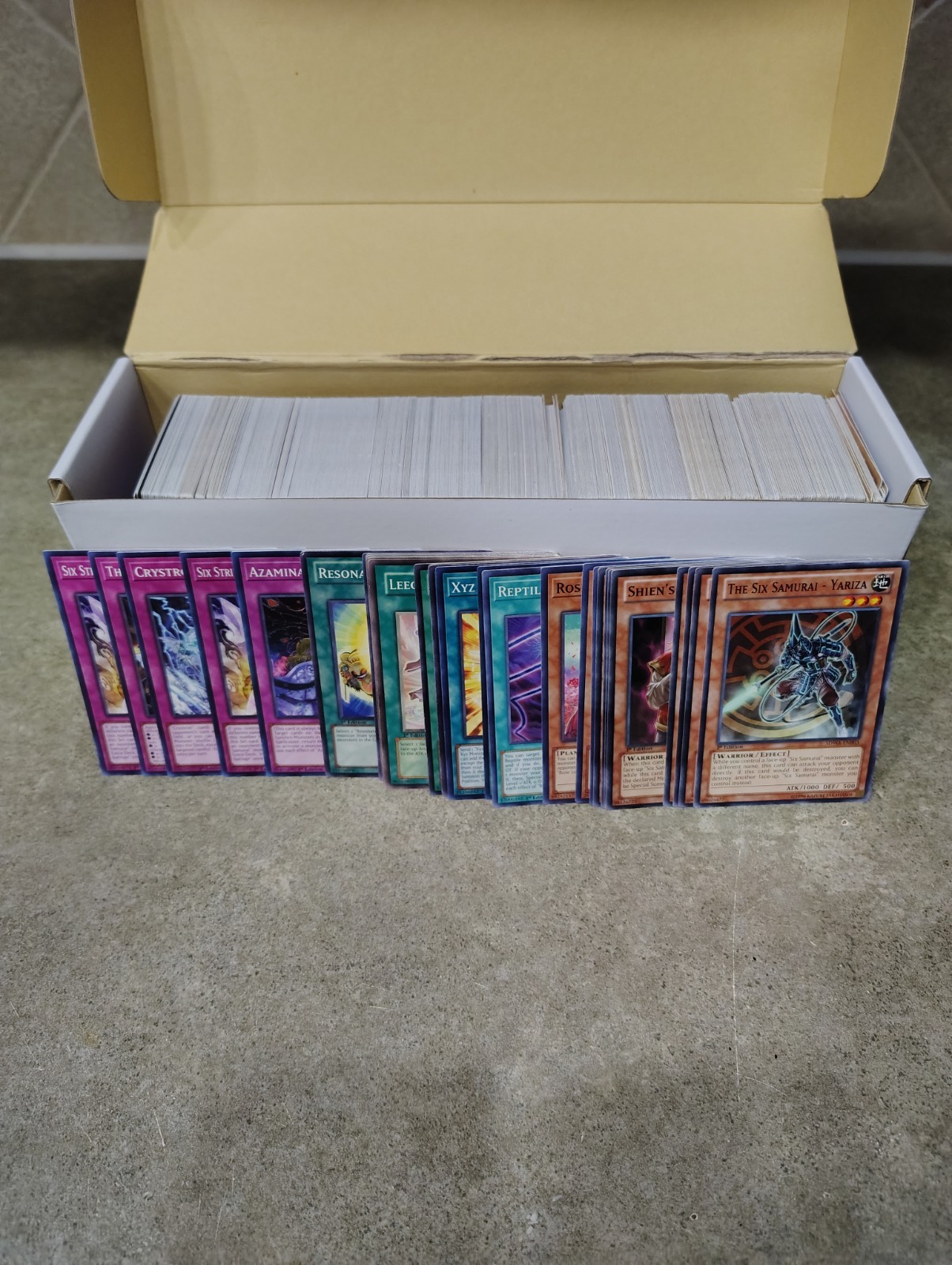 Yu-Gi-Oh 600 Card Collection Bulk 200 Monsters, 200 Spells,  200 Traps - LP/NM