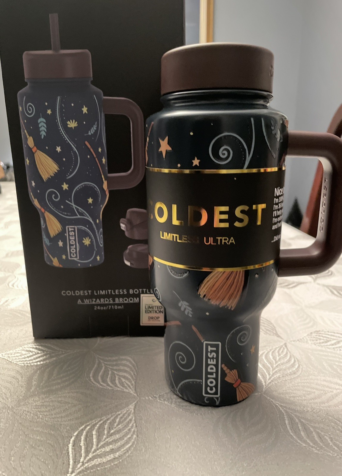 COLDEST Limitless Bottle A Wizards Broom 24oz - Glowie New In Box