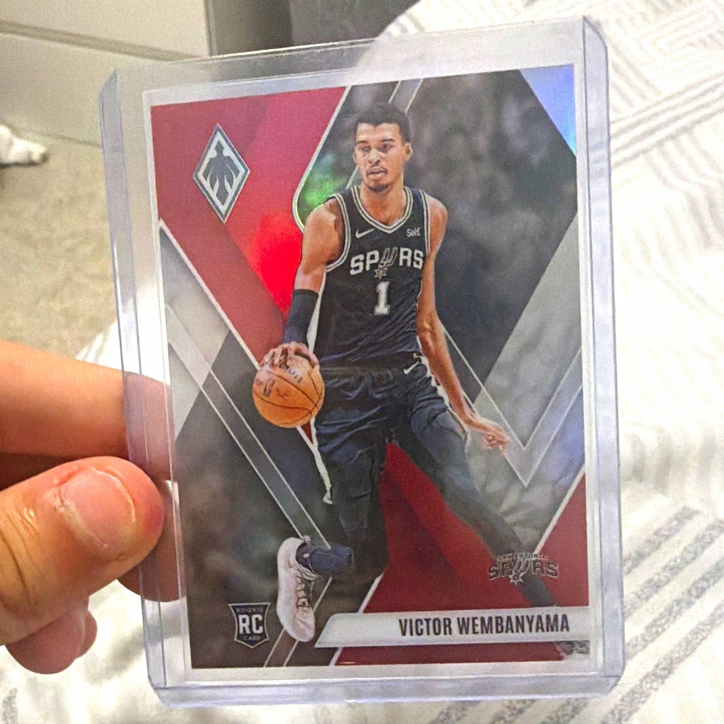 2023-24 Panini Phoenix Rookies Victor Wembanyama RC Red /199 #256 Spurs