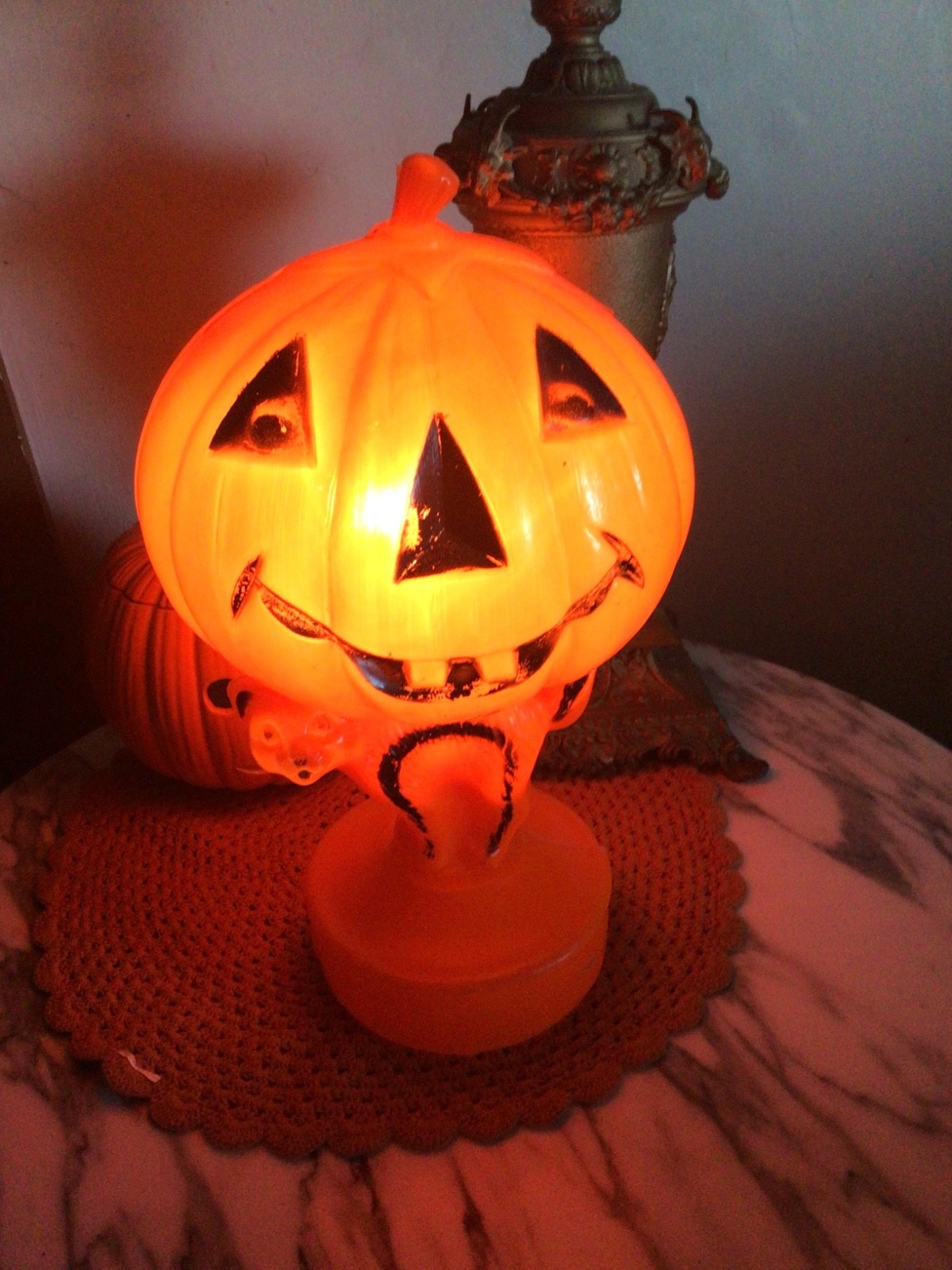 VTG. Halloween JOL/ Cat Pumpkin Electric Blowmold-Bayshore Lamp VTG. Halloween JOL/ Cat Pumpkin Electric Blowmold-Bayshore Lamp