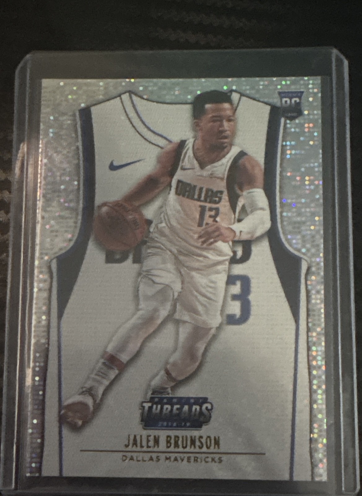 2018-19 Panini Threads - Rookies Association Jalen Brunson #124 Dazzle (RC)