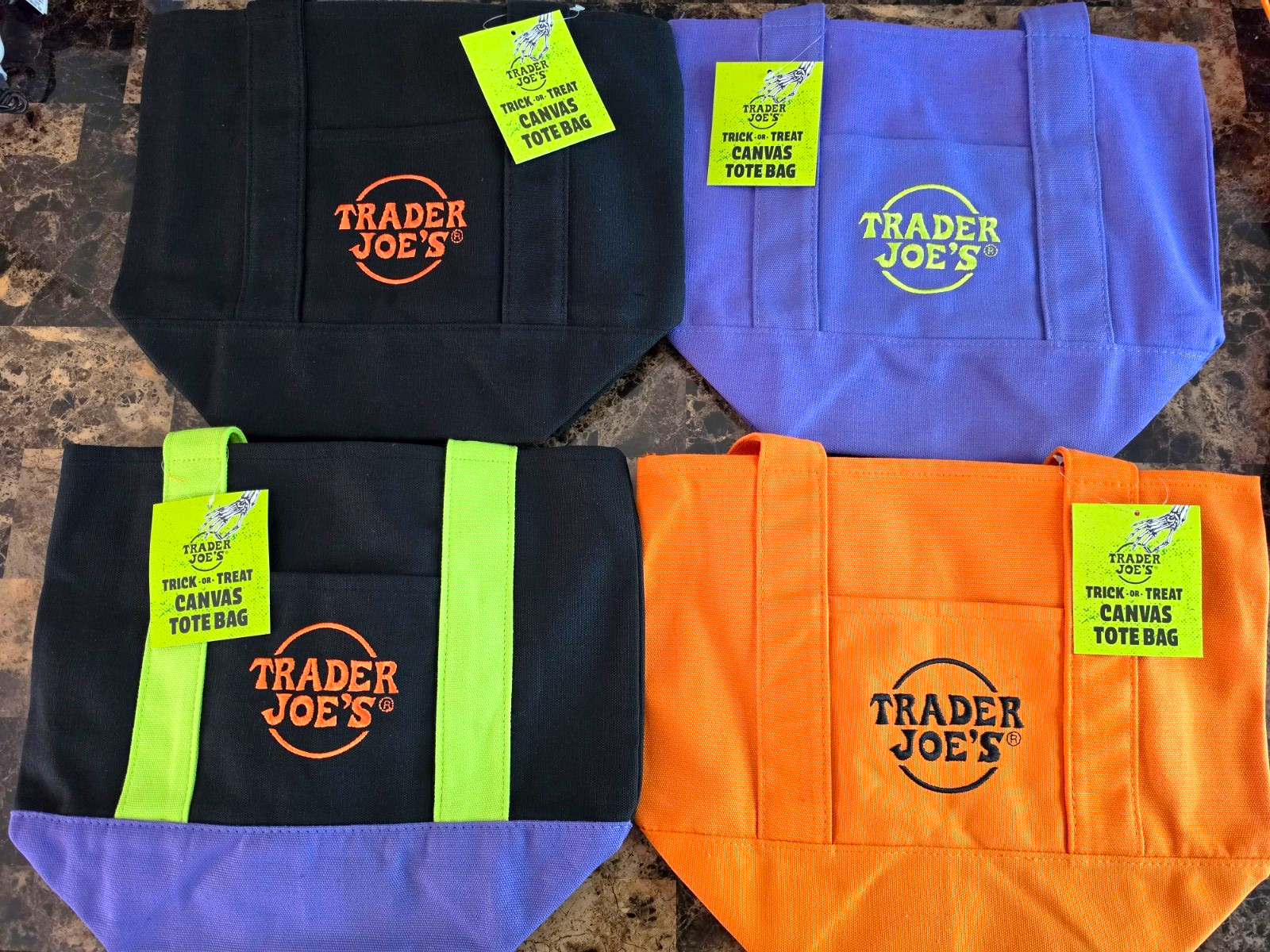 Trader Joe\'s Trick Or Treat Canvas Tote Bag Set Of 4