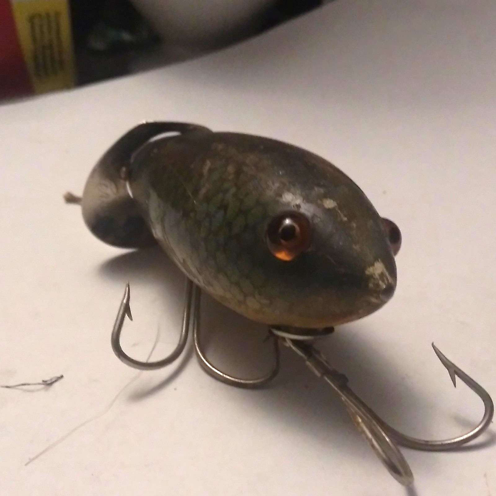 Vintage Glass Eyed Heddon' Dowagaic Crab Wiggler 