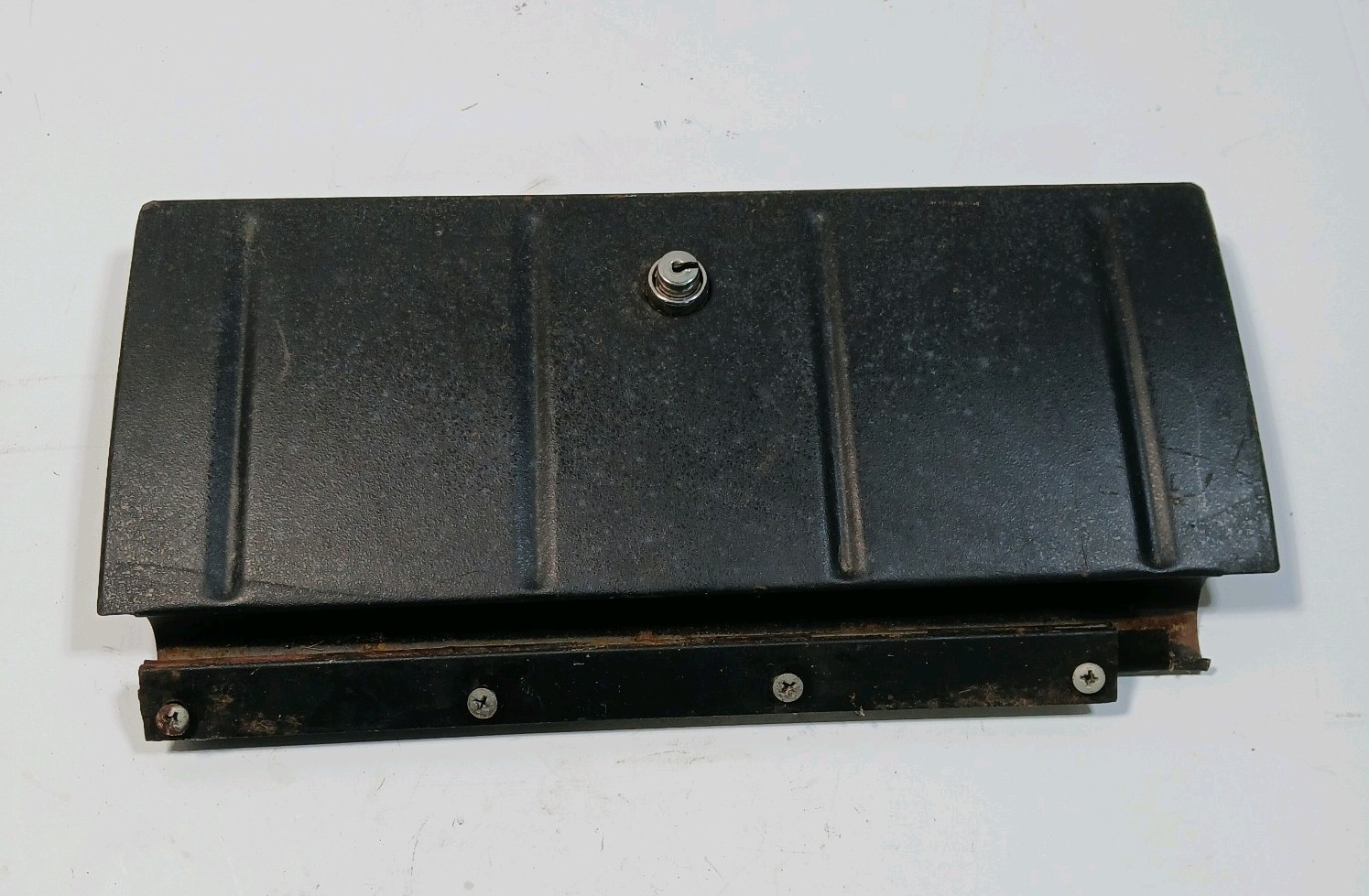1957 1958 PLYMOUTH GLOVE BOX DOOR FURY BELVEDERE SAVOY PLAZA