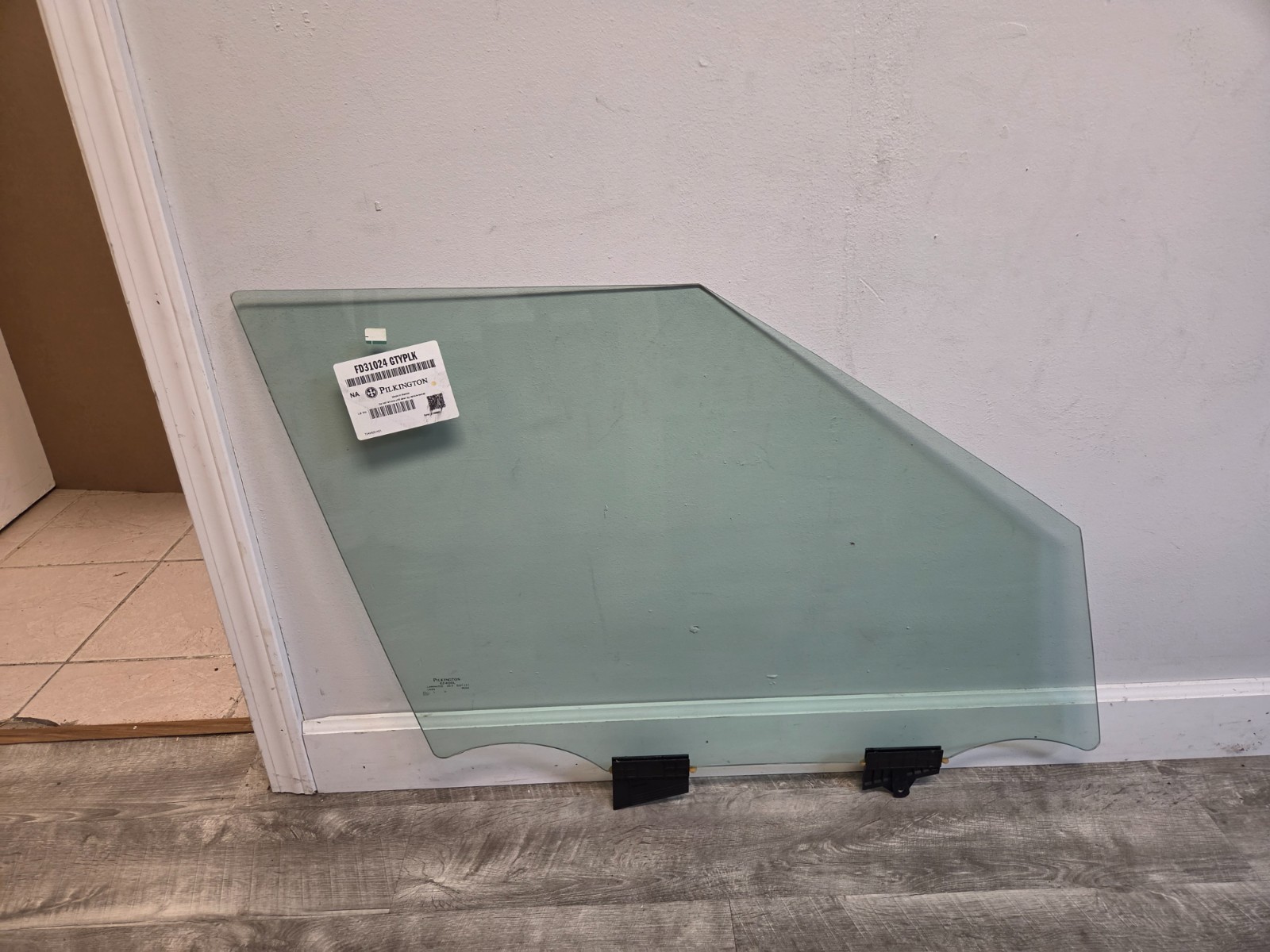 Fits 26-27 Hyundai Palisade Passenger Right Front Door Window Glass Laminated Fits 26-27 Hyundai Palisade Passenger Right Front Door Window Glass Laminated
