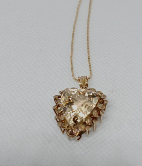 10k Yellow Gold Citrine Heart Pendant
