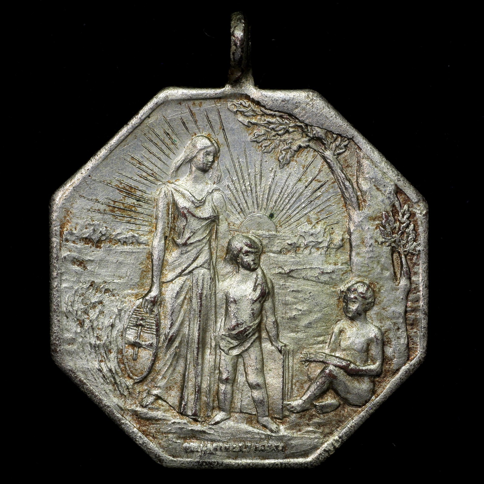 1908 Buenos Aires, Argentina Sociedad De La Parroquia Gral. Las Heras Medal.