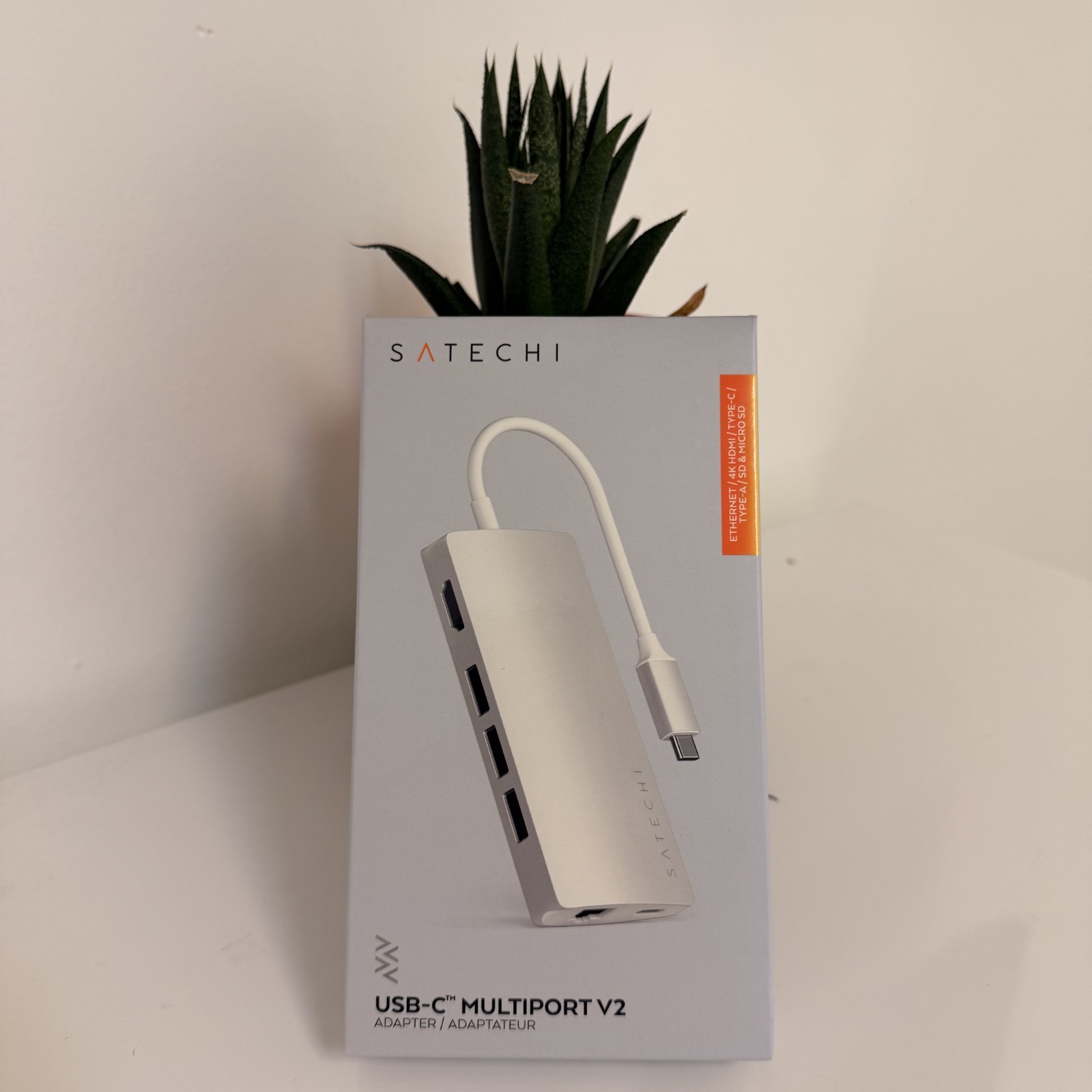 New Satechi USB-C Multiport V2 Adapter 4K with Ethernet ST-TCMA2S Silver New Satechi USB-C Multiport V2 Adapter 4K with Ethernet ST-TCMA2S Silver