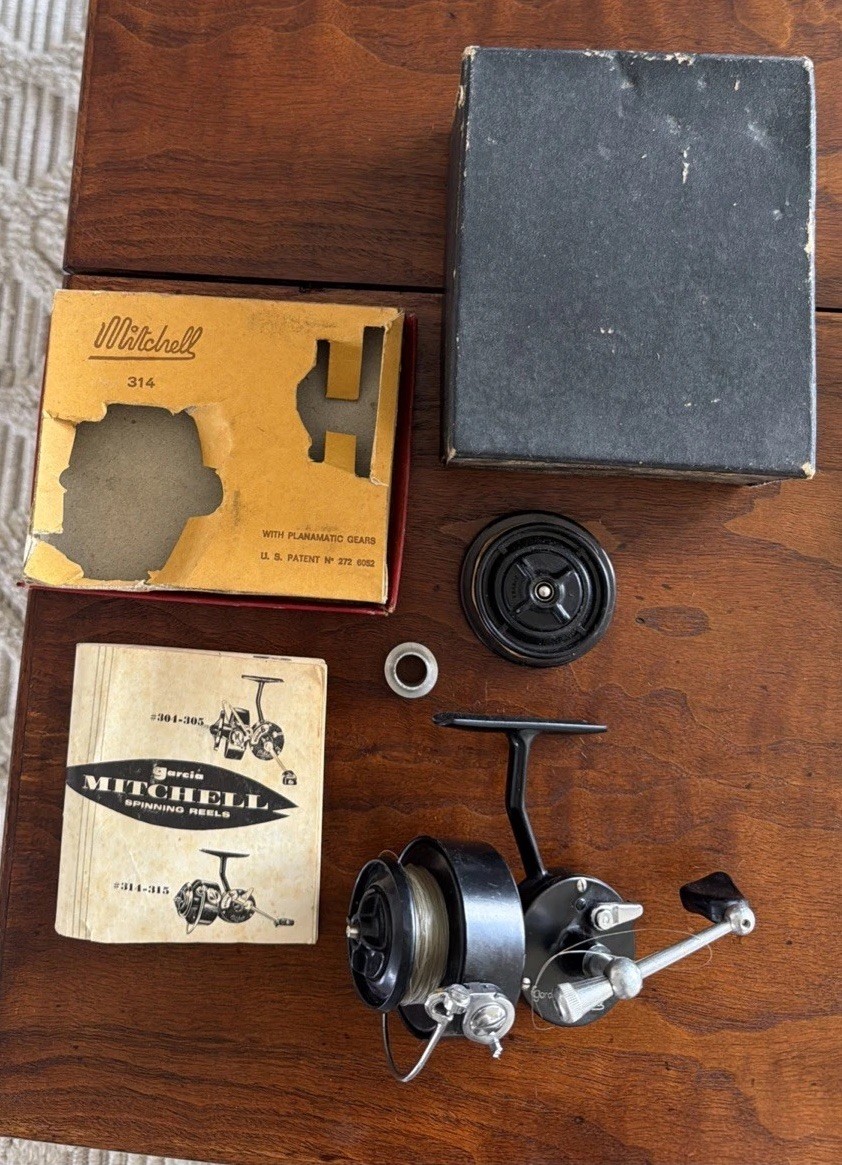 Vintage Garcia Mitchell 314 Spinning Fishing Reel Made in France in Box + Spool
