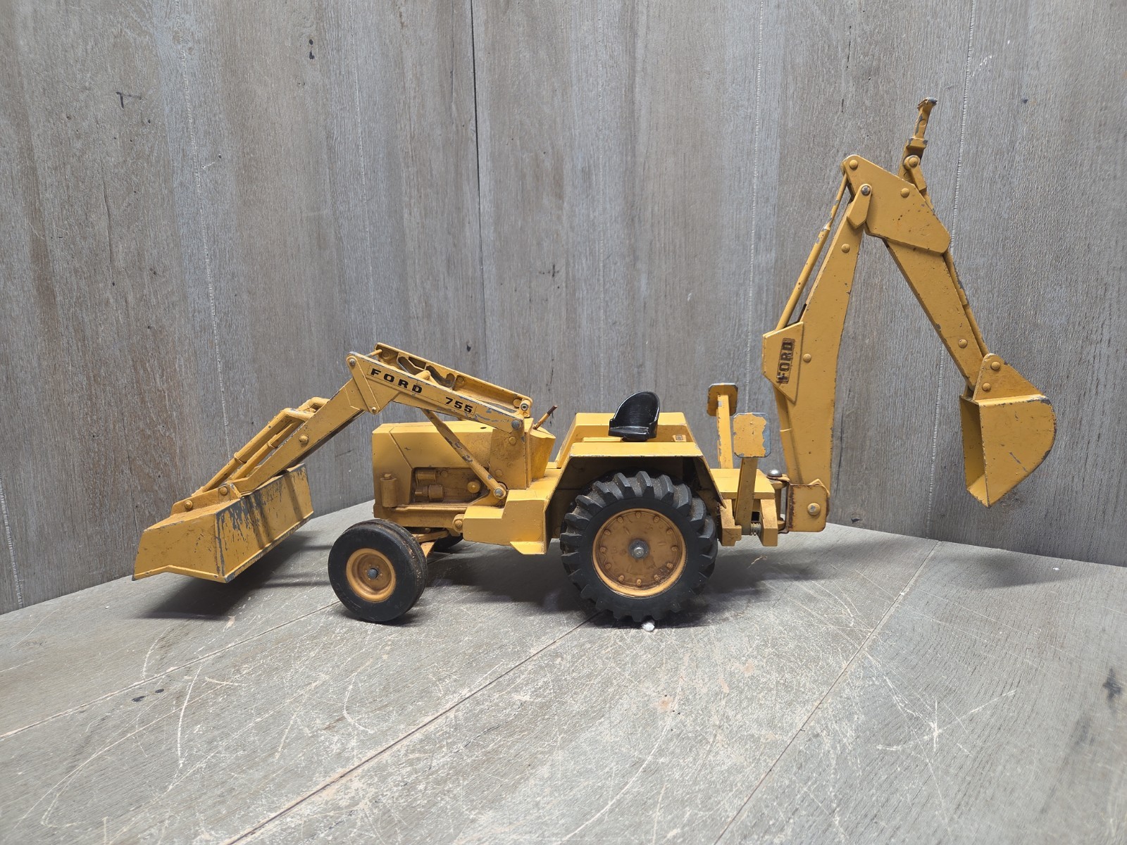 Vintage ERTL Ford 755 Backhoe Front Loader 1/12 Scale For Restore