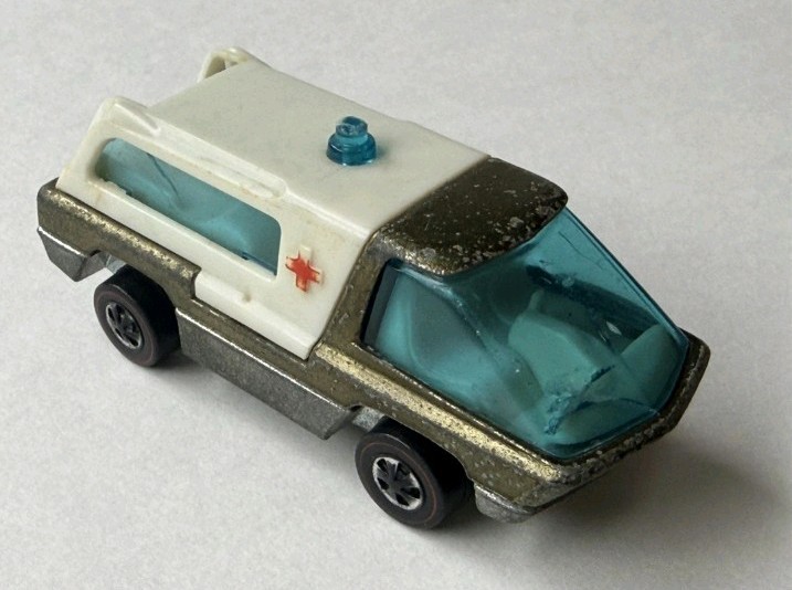 Vintage Hot Wheels Redline The Heavyweights Ambulance Olive 