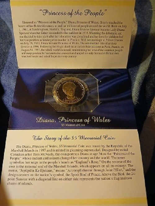 1997 Memorial $5 Proof Coin Diana Princess Of Wales Sealed Coin & Pamphlet 1997 Memorial $5 Proof Coin Diana Princess Of Wales Sealed Coin & Pamphlet