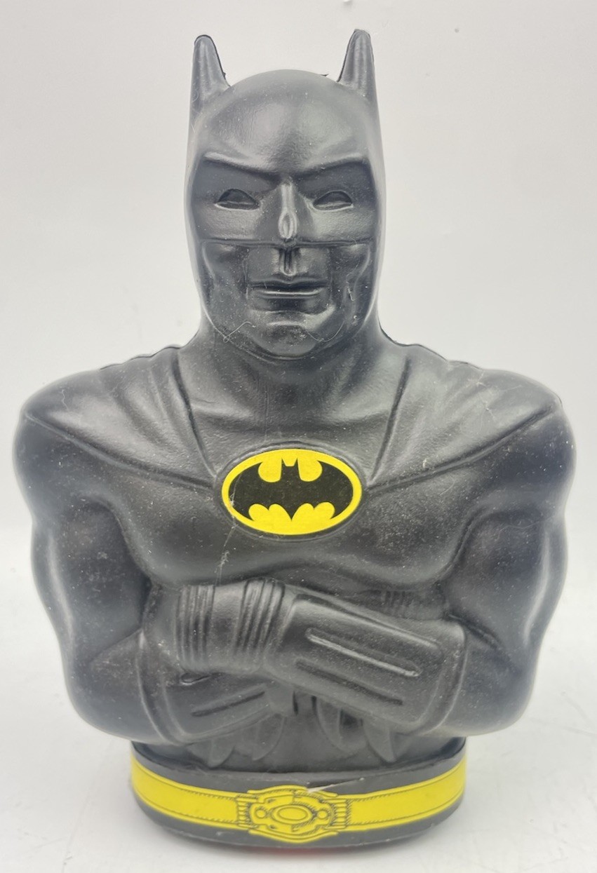 ⭐ Vtg 1992 Batman Blow Mold Plastic Coin Bank Figure COMPLETE with Bottom Plug ⭐ ⭐ Vtg 1992 Batman Blow Mold Plastic Coin Bank Figure COMPLETE with Bottom Plug ⭐