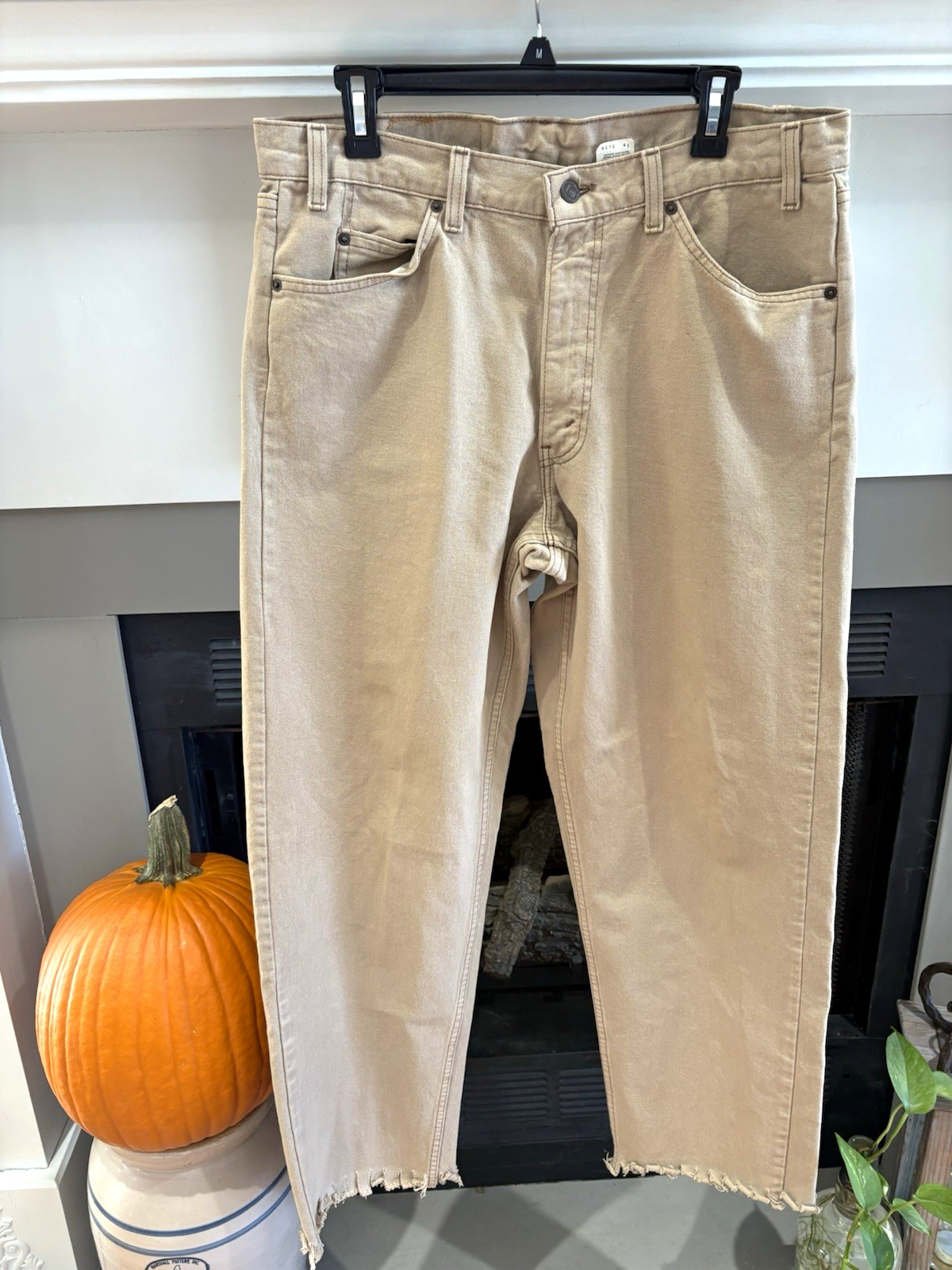 Vintage 90s Levi\'s 565 Wide Leg Jeans Khaki Beige Orange Tab Made in USA Cut 36