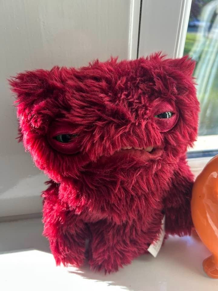 Burgundy Wide Eyed Weirdo Fuggler Retired HTF Rare Spinmaster Burgundy Wide Eyed Weirdo Fuggler Retired HTF Rare Spinmaster