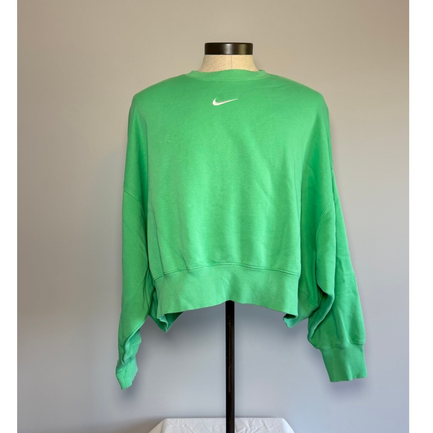 Nike Phoenix Fleece Over-Oversized Crewneck Sweatshirt Lucky Green DQ5761-363 XL Nike Phoenix Fleece Over-Oversized Crewneck Sweatshirt Lucky Green DQ5761-363 XL