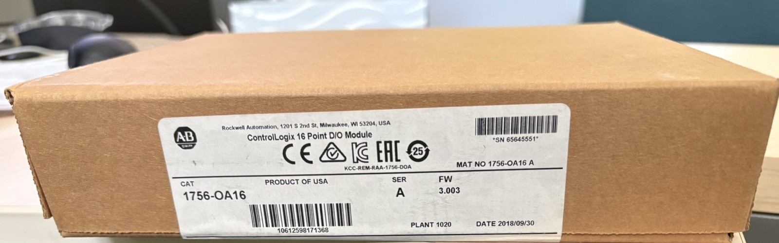 AB 1756-OA16 SER A ControlLogix 16 Point D/O Module  BRAND New Factory Sealed