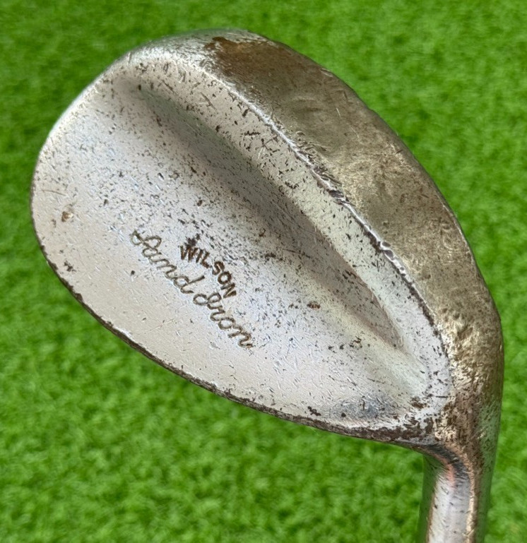 1940\'s Original Wilson Sand Iron Dot Face R20 R90 (Wedge) Right Handed Golf Club 1940\'s Original Wilson Sand Iron Dot Face R20 R90 (Wedge) Right Handed Golf Club