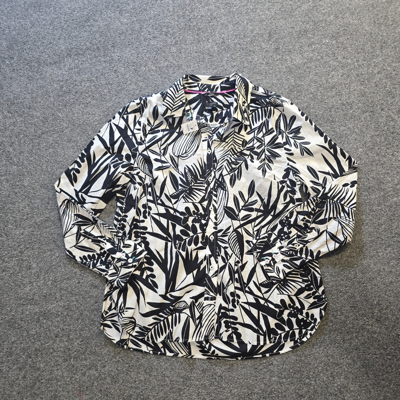 Talbots Top Women Size Medium Petite White Black Floral Button Up Career Casual