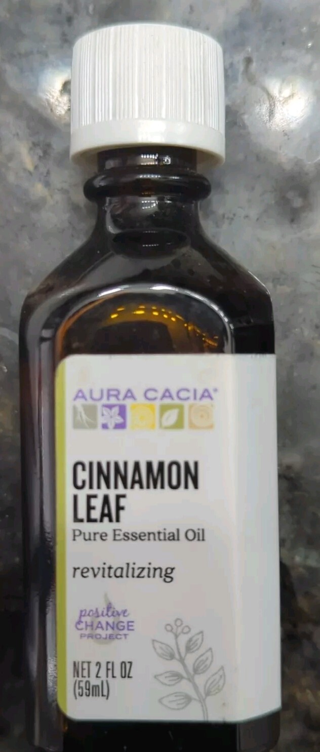 Aura Cacia Cinnamon Leaf Pure Essential Oil Revitalizing 2 fl oz Liquid Bottle 