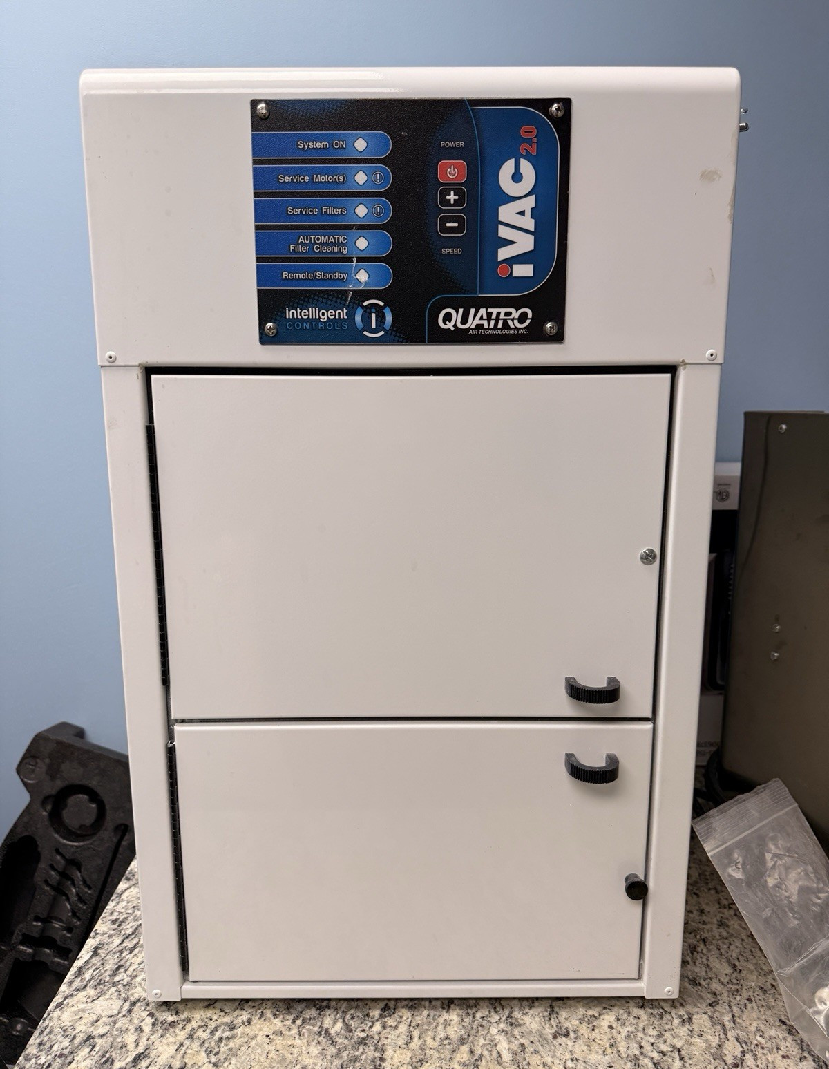 Quatro iVAC Series IV216-BRUSHLESS Brushless Dental Laboratory Dust Collector Quatro iVAC Series IV216-BRUSHLESS Brushless Dental Laboratory Dust Collector