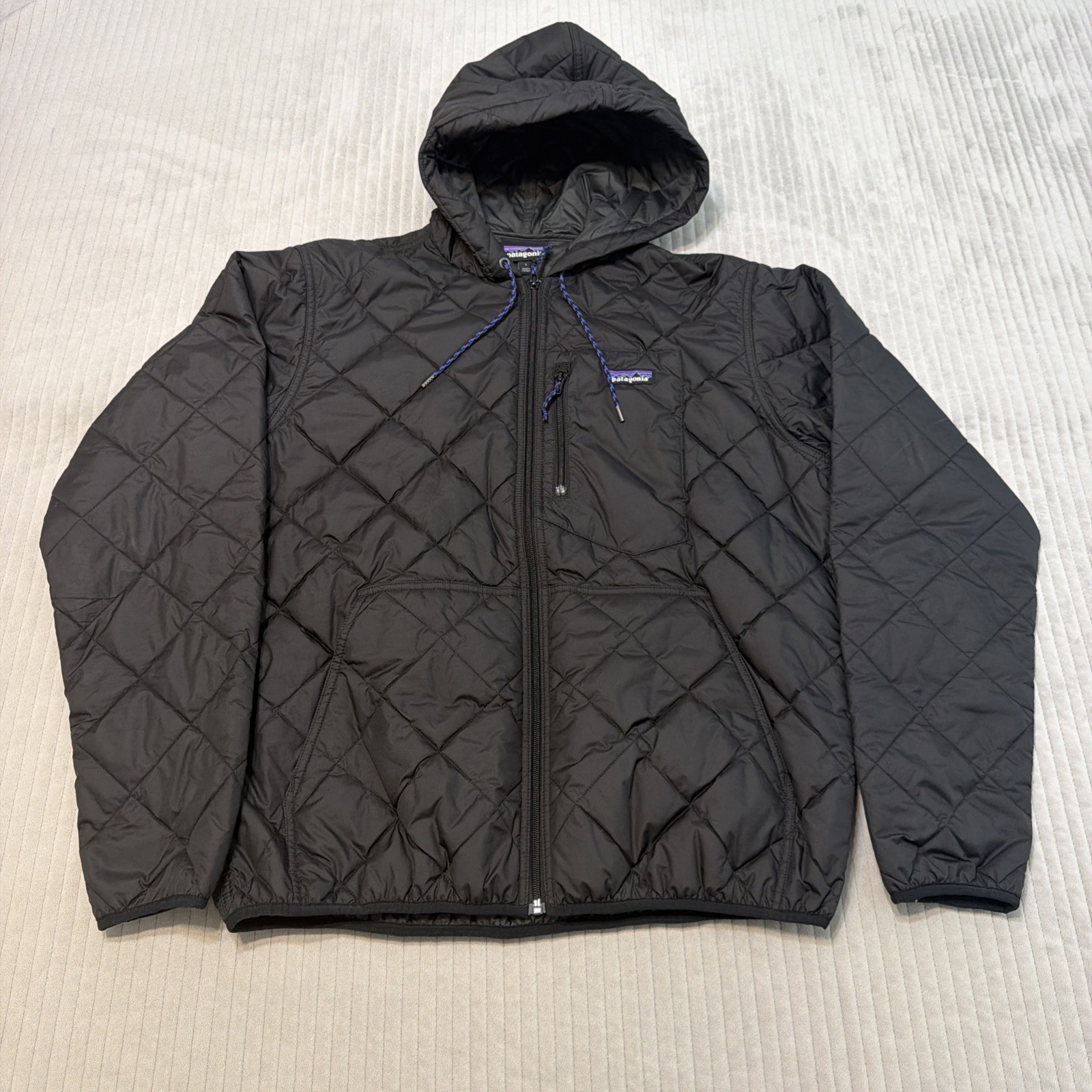 Patagonia Diamond Quilted Bomber Hoody Mens L Black Full Zip Jacket Patagonia Diamond Quilted Bomber Hoody Mens L Black Full Zip Jacket