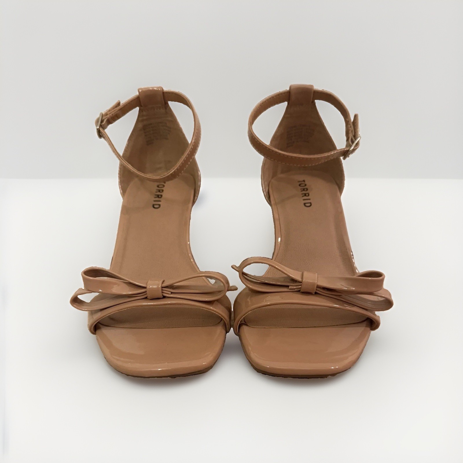 NWOT TORRID SZ 6 WW Wide Width High Heels Sandals Nude Patent Leather