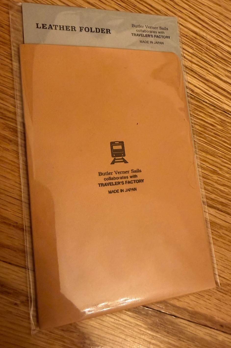 Traveler’s Factory Tokyo Station Butler Verner Sails Leather Passport Folder
