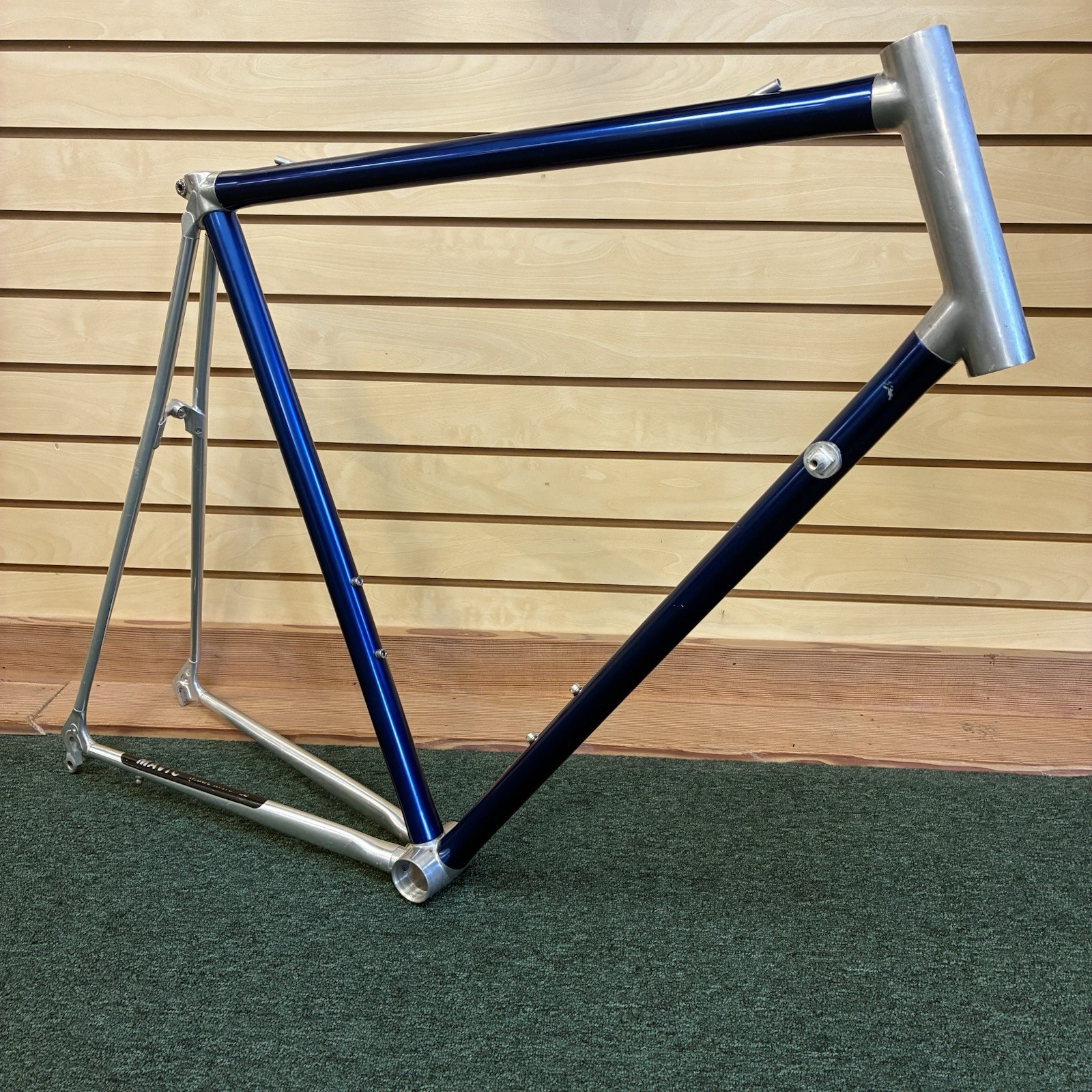 Vintage Vitus 979 Dural Aluminum Road Frame - 59cm – Dark Blue - France – 126mm