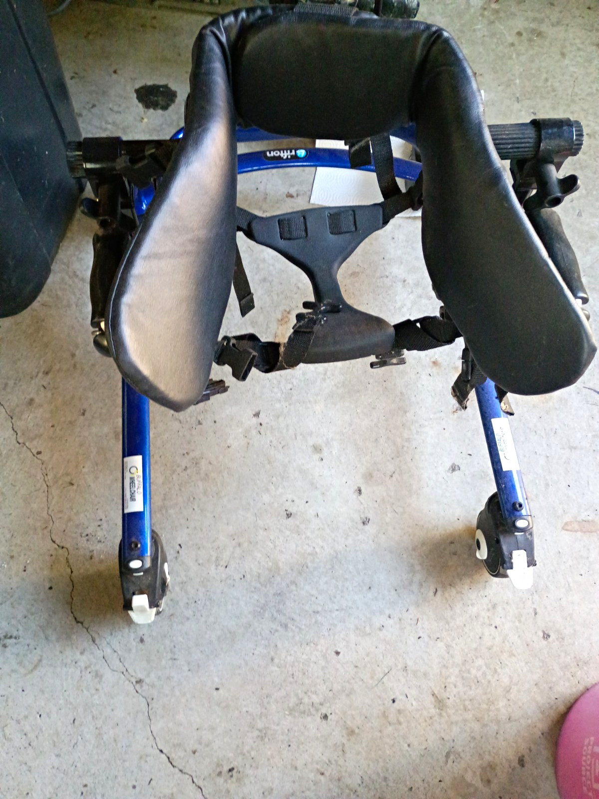 Rifton Pacer Gait Trainer 4-Wheel Walker Blue/Black Adjustable Height Handles Rifton Pacer Gait Trainer 4-Wheel Walker Blue/Black Adjustable Height Handles