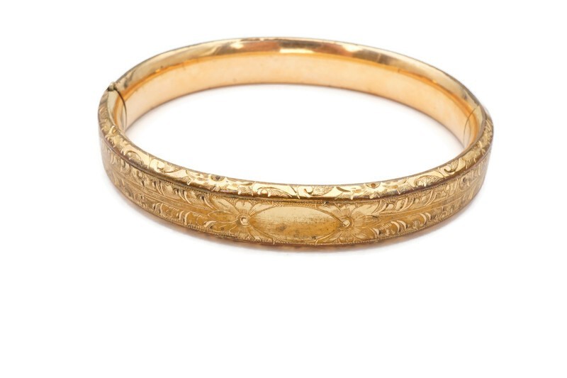 Vintage Gold Filled Bangle Bracelet 7.25\ Vintage Gold Filled Bangle Bracelet 7.25\