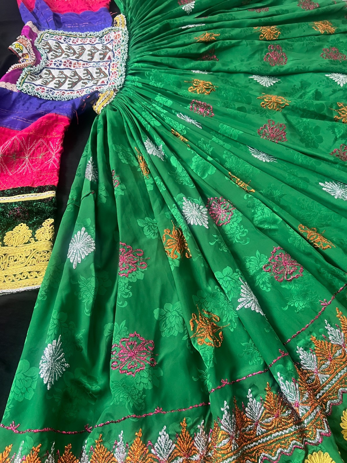 Afghan Green Wedding Bridal Kuchi Dress Afghan Green Wedding Bridal Kuchi Dress