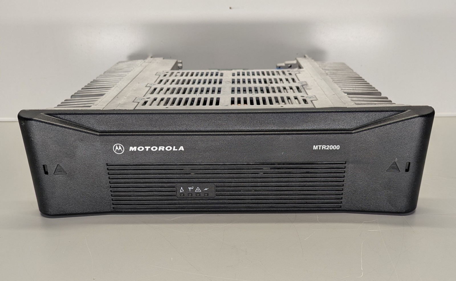 Motorola MTR2000 VHF 132-174 MHz 40 Watts HAM DC ONLY
