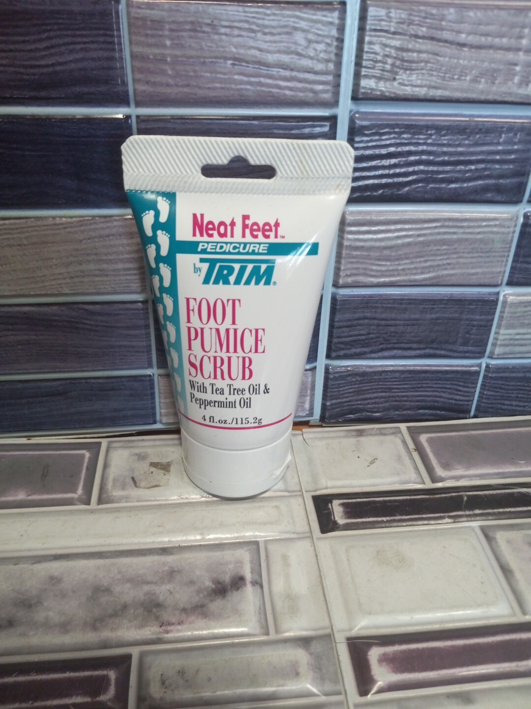 Trim Professional Hand & Nail Lotion Manicure Refreshing Revitalising Treatment Trim Professional Hand & Nail Lotion Manicure Refreshing Revitalising Treatment