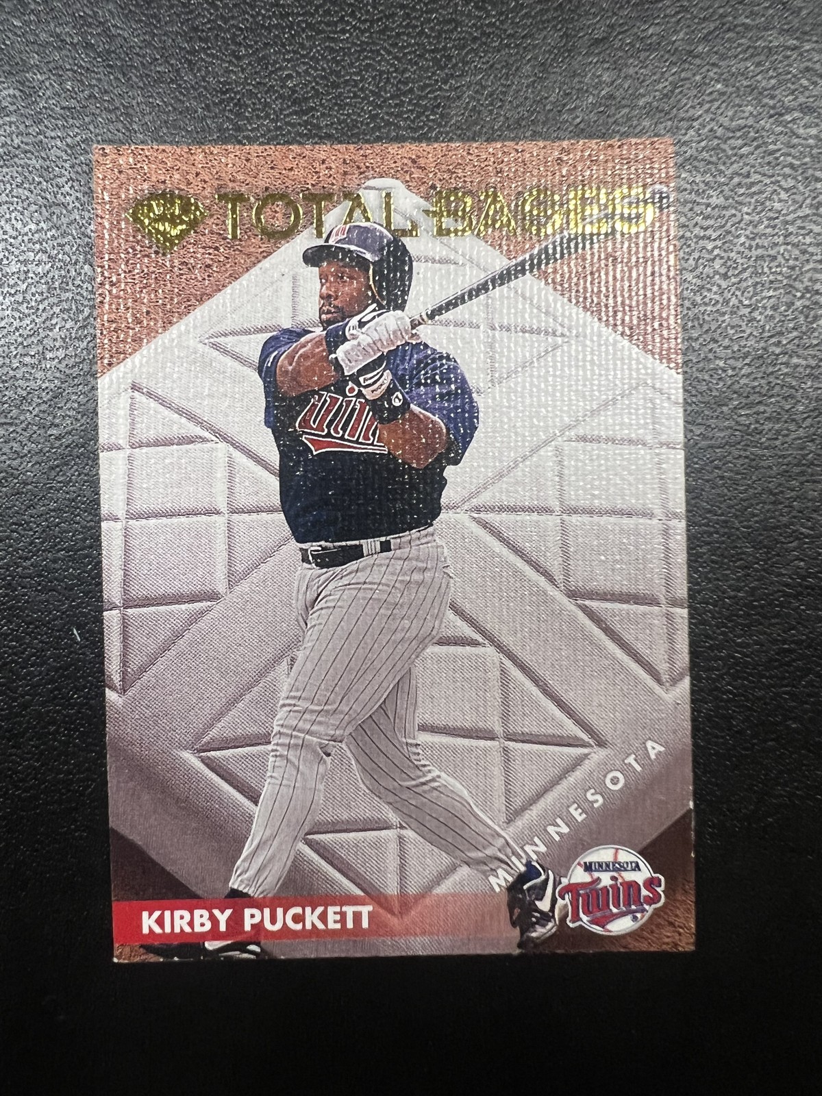 1996 Leaf #5 Kirby Puckett Total Bases #/5000 1996 Leaf #5 Kirby Puckett Total Bases #/5000