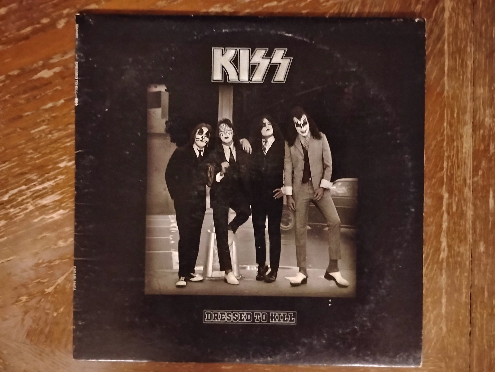 KISS 'DRESSED TO KILL' 1975 CASABLANCA/POLYGRAM 1983 REISSUE VINYL VG+-N/M VINYL