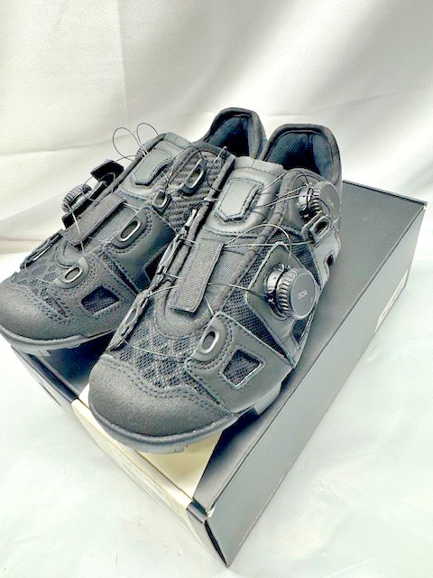 Lake MX242  Regular Cycling Shoe - Black/Silver-Men\'s-Size 7.5 *New