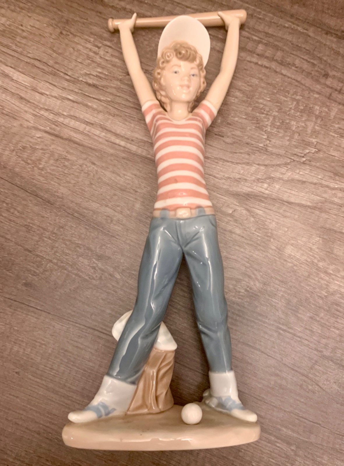 Vintage LLANDRÓ 5289 Little Leaguer Exercising Baseball Player Figurine 12.5 Vintage LLANDRÓ 5289 Little Leaguer Exercising Baseball Player Figurine 12.5