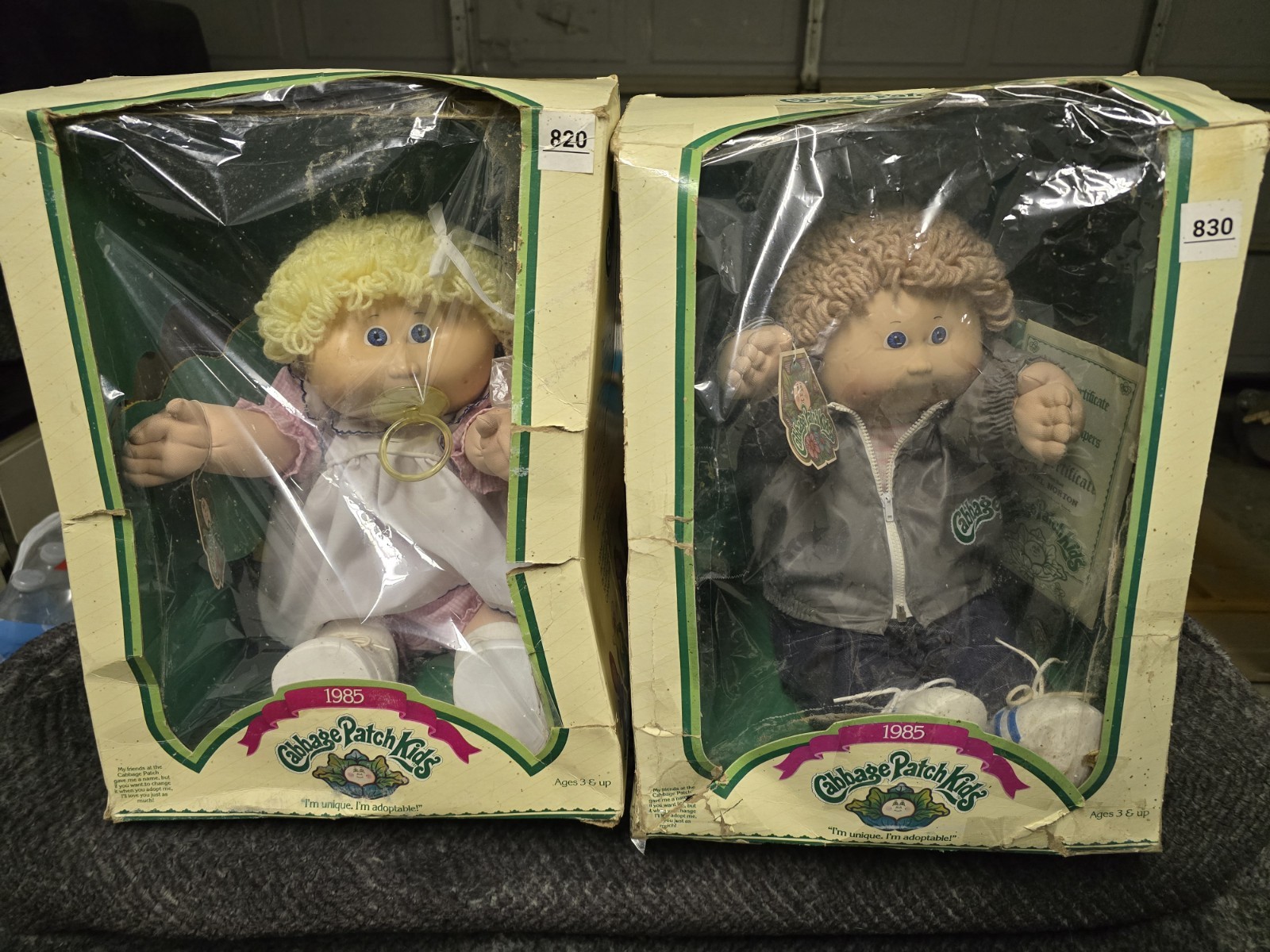 VINTAGE 1985 CABBAGE PATCH KIDS DOLLS - LOT OF 2 (NEVER REMOVED FROM BOX)