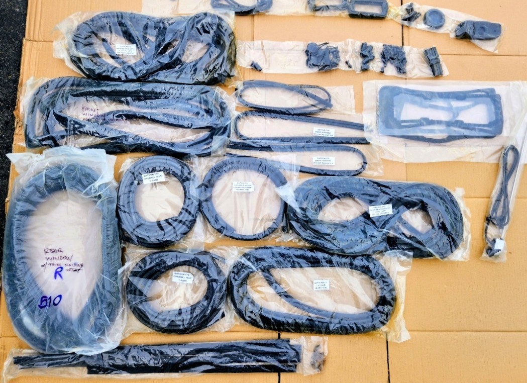 Datsun 510 4 Door Sedan 26 pc restoration Weatherstrip/Gasket Seal kit Datsun 510 4 Door Sedan 26 pc restoration Weatherstrip/Gasket Seal kit