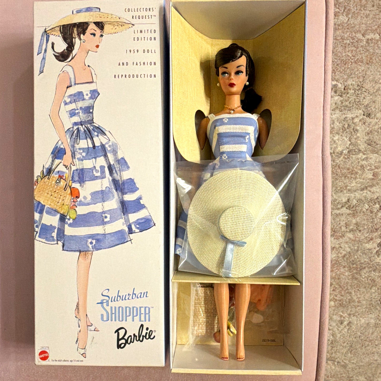 Mattel Barbie Collectors\' Request Suburban Shopper 1959 Repro LE 2000 #28378 Mattel Barbie Collectors\' Request Suburban Shopper 1959 Repro LE 2000 #28378
