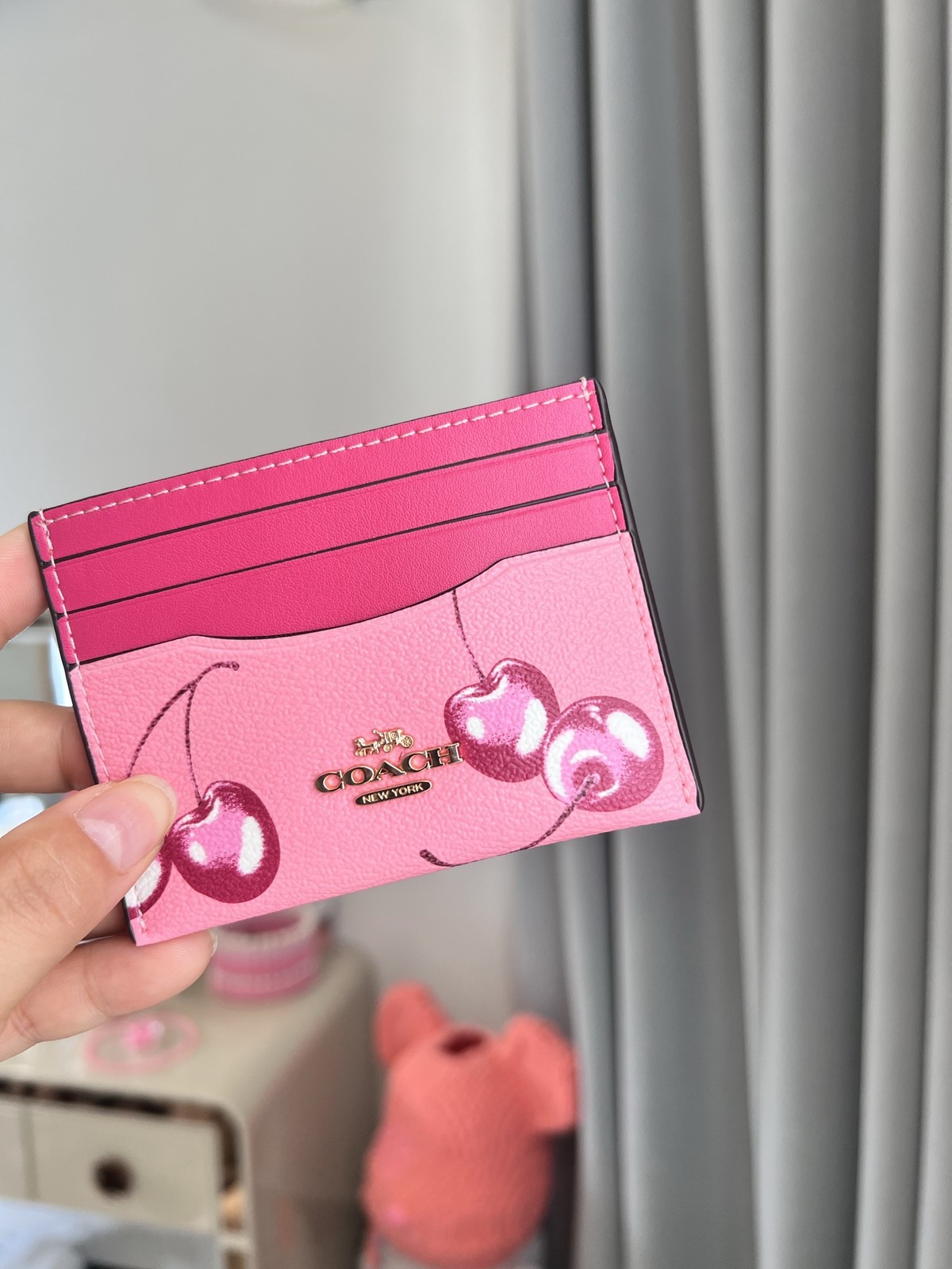 NWT CR840 Slim Id Card Case Cherry Print Leather Pink 10*7cm NWT CR840 Slim Id Card Case Cherry Print Leather Pink 10*7cm