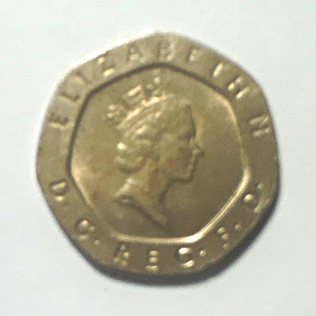 1987 Vintage From England Queen Elizabeth II 20 Pence Coin RARE Coin English