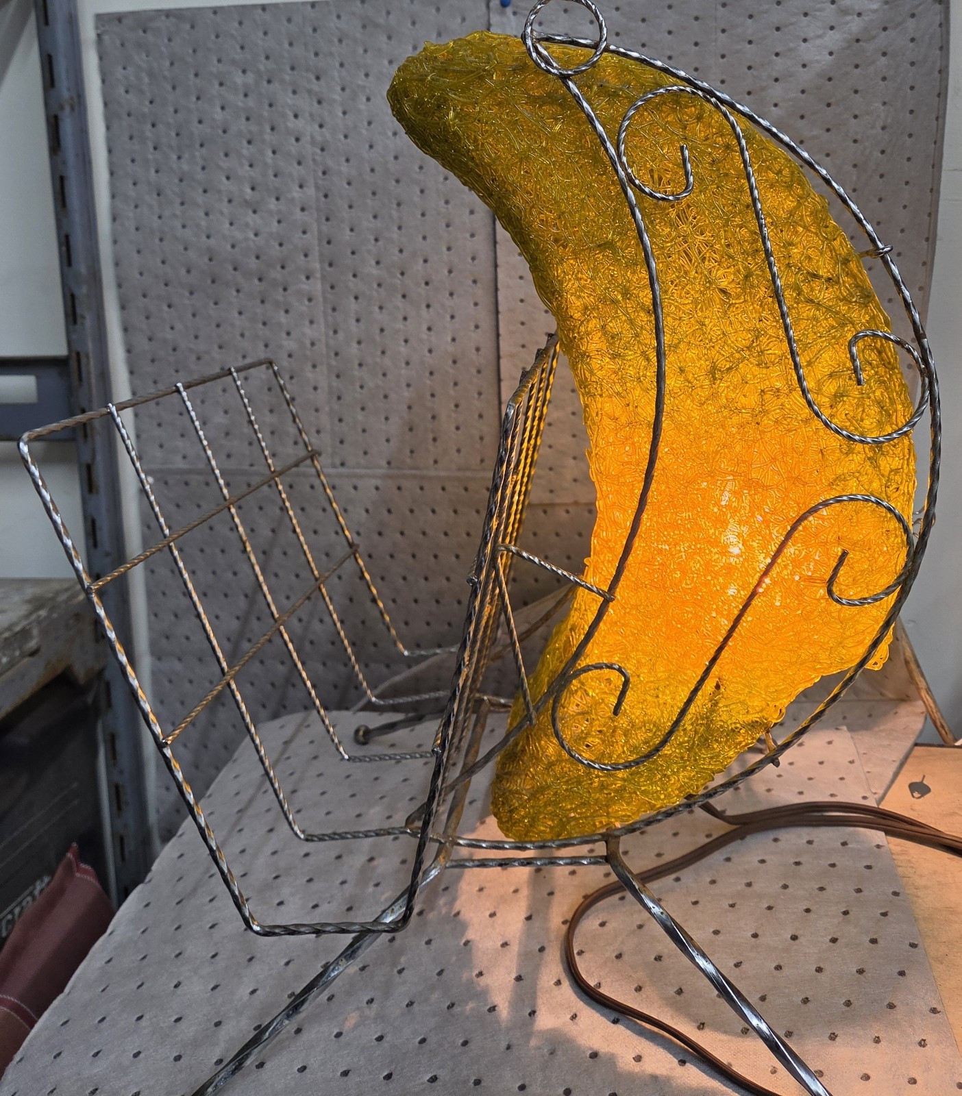 Amazing Vintage spaghetti lucite Crescent Moon Magazine Rack with working Lamp Amazing Vintage spaghetti lucite Crescent Moon Magazine Rack with working Lamp