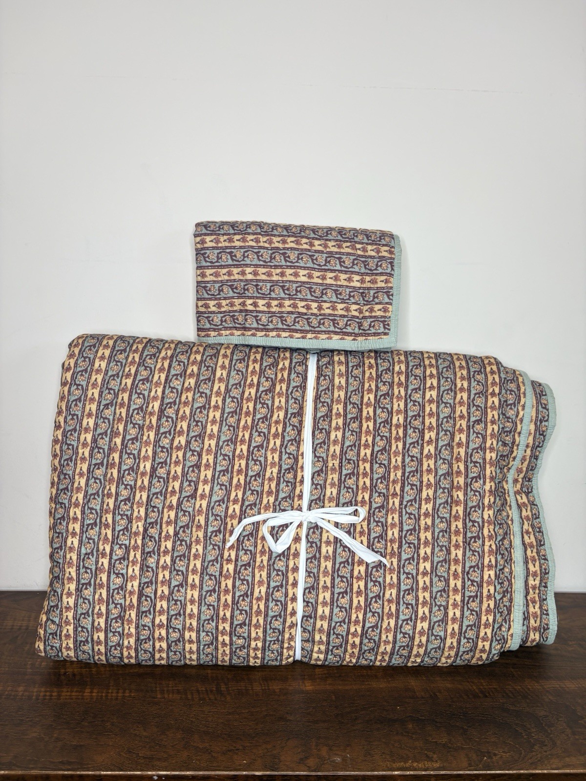 West elm Pierce & Ward Blooming Vine Stripe Quilt King & 1 Standard Sham West elm Pierce & Ward Blooming Vine Stripe Quilt King & 1 Standard Sham