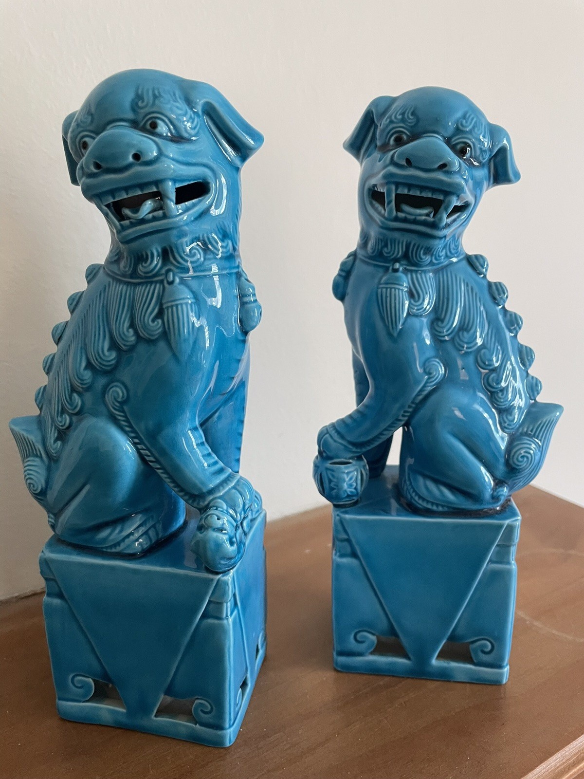 VINTAGE PAIR OF CHINESE TURQUOISE TEMPLE FOO DOGS  8 INCHES