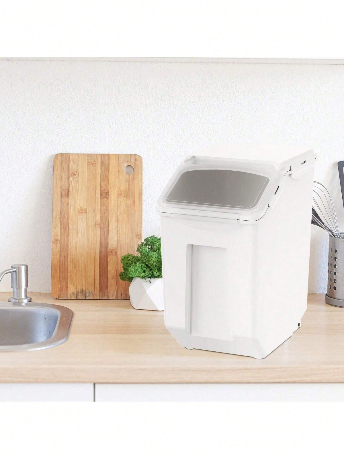 2 Pack 15L Airtight Food Storage Bins Wheels Measuring Cups