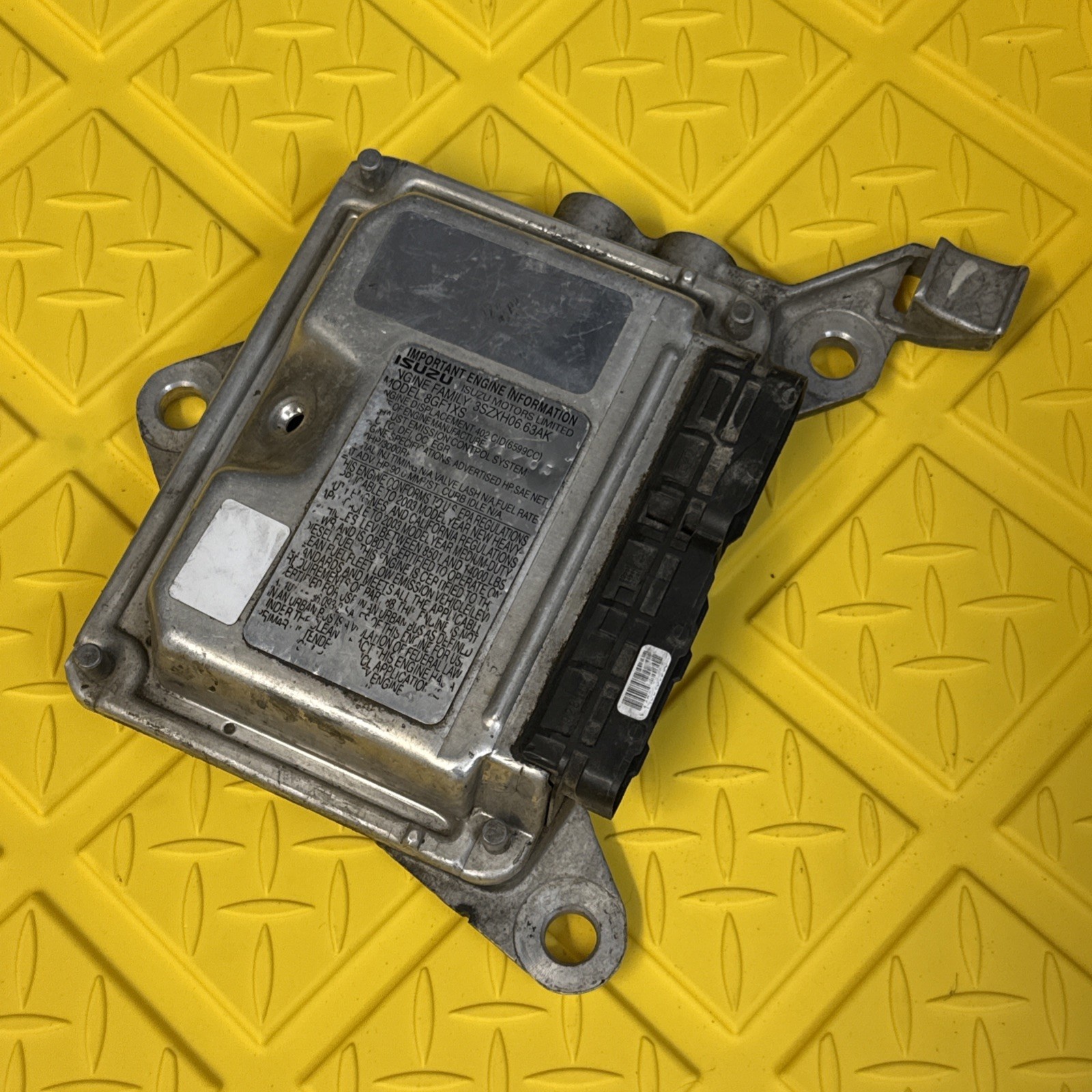 01-04 Silverado Sierra 2500 3500 6.6L Diesel FICM Control Module 8972160777 01-04 Silverado Sierra 2500 3500 6.6L Diesel FICM Control Module 8972160777