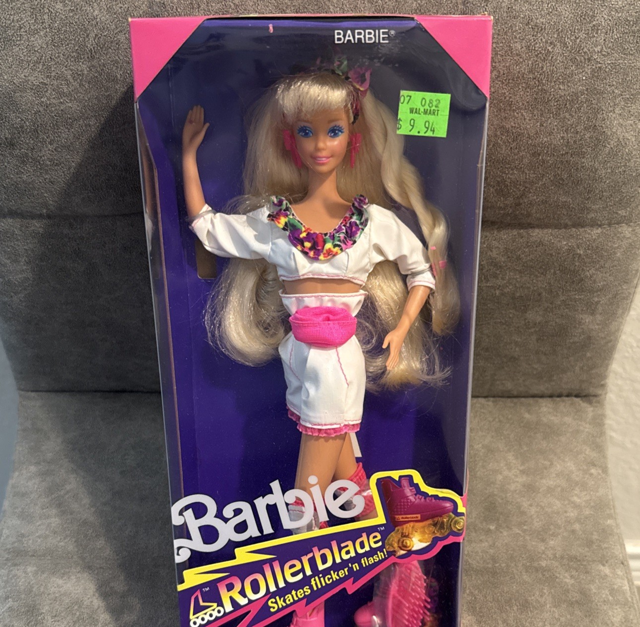 1991 Rollerblade Skates Flicker ‘n Flash BARBIE Mattel Barbie Doll 2214 (NEW)